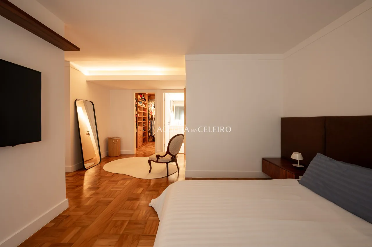 Apartamento reformado à venda na parte baixa do Jardim América – 13360