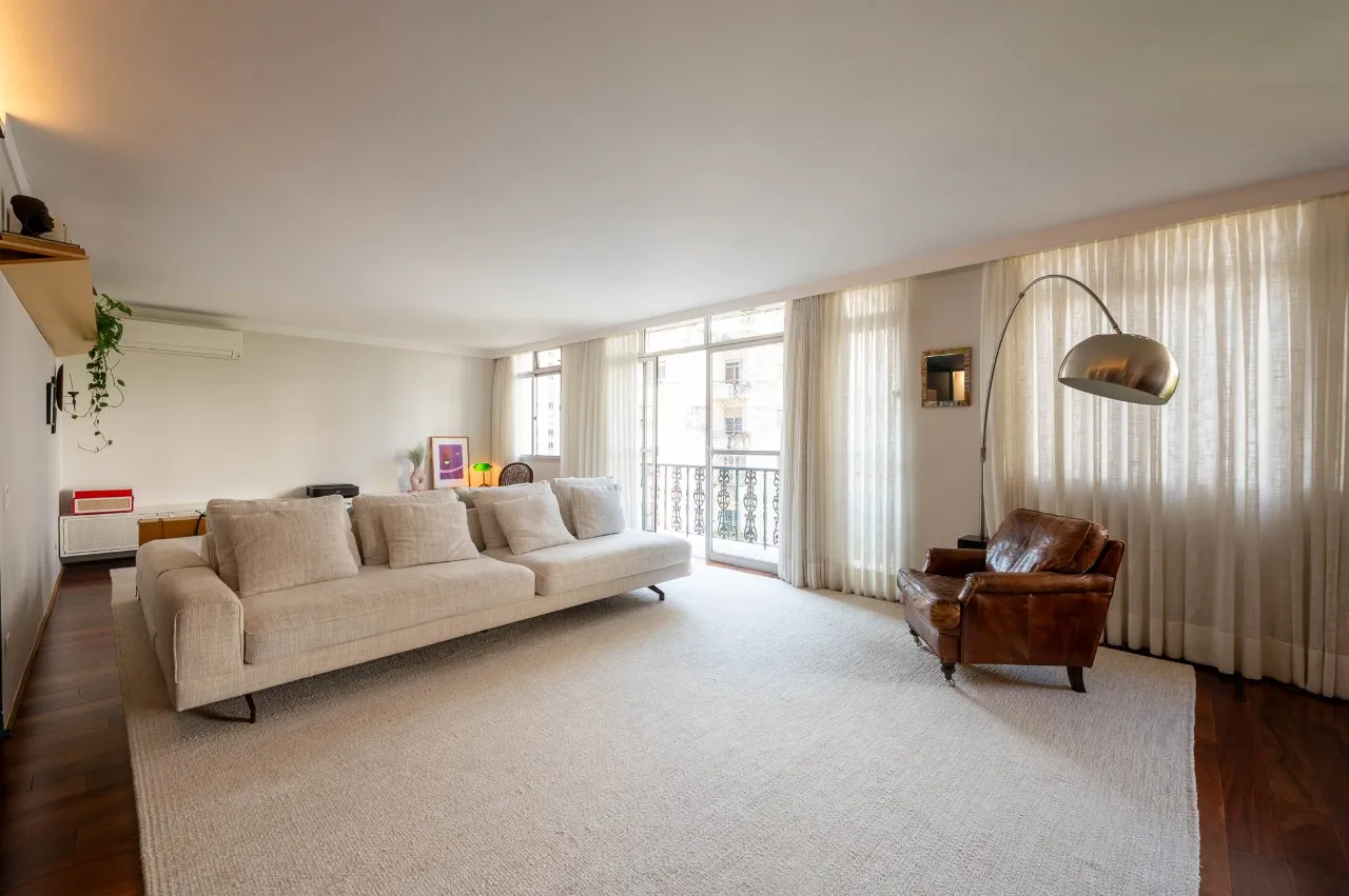 Apartamento reformado à venda na parte baixa do Jardim América – 13360 - 3 (7)