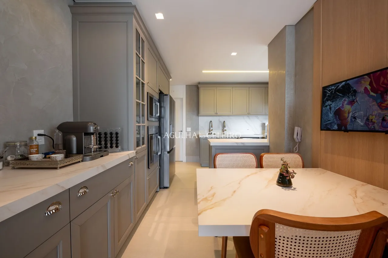 Cobertura à venda na Vila Nova Conceição, com vista deslumbrante. – 18033