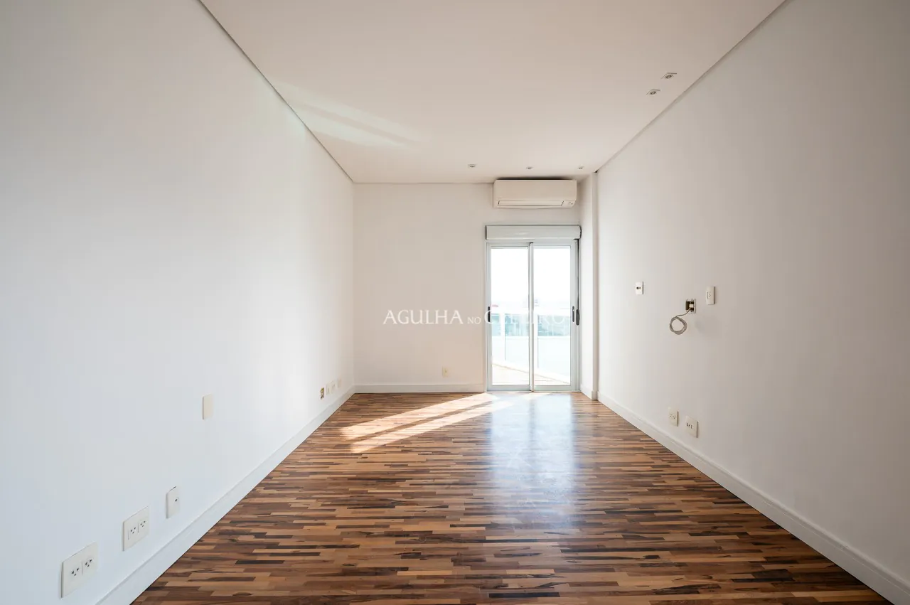 Cobertura duplex com piscina à venda no itaim Bibi. – 20049