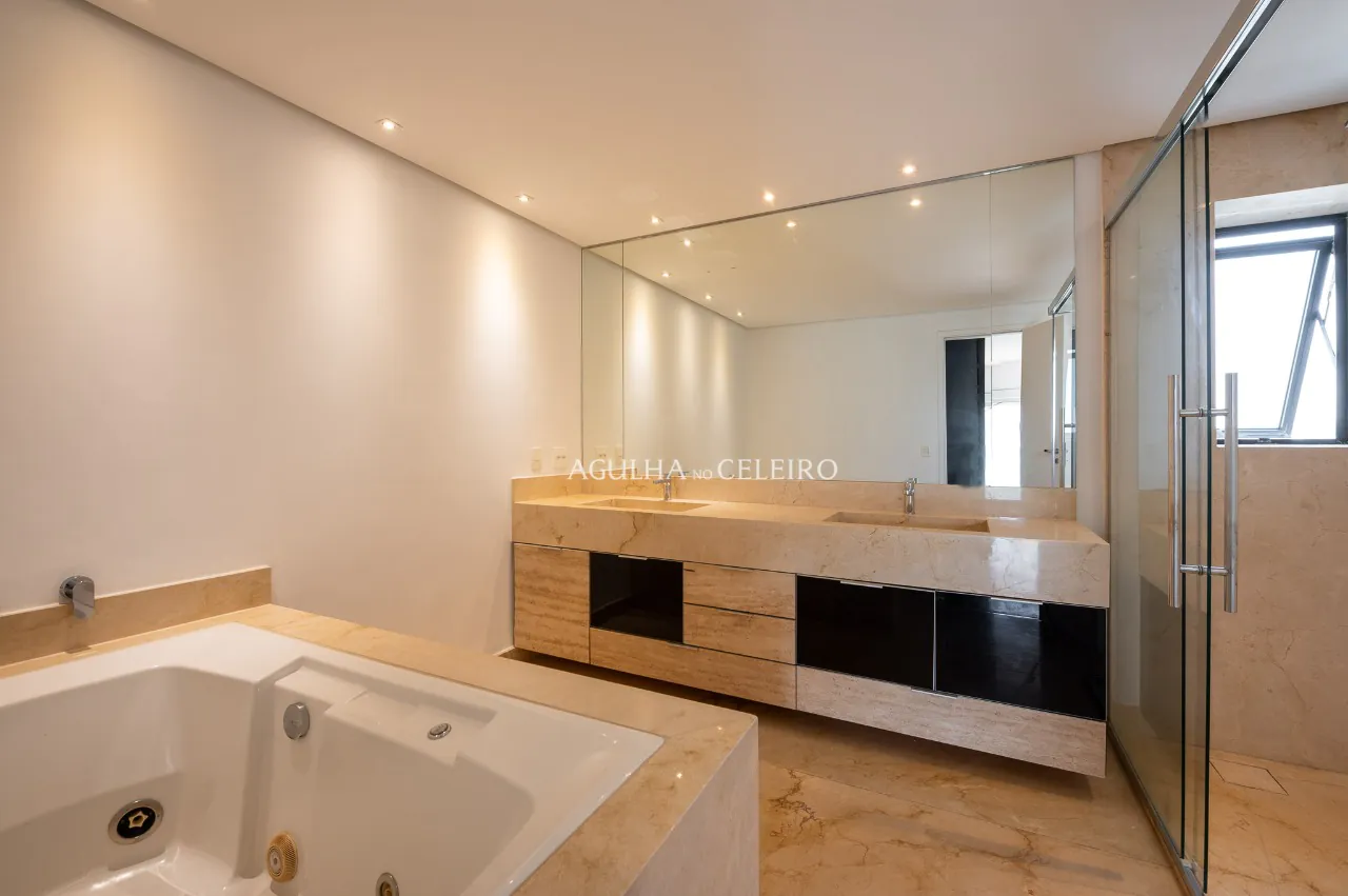 Cobertura duplex com piscina à venda no itaim Bibi. – 20049