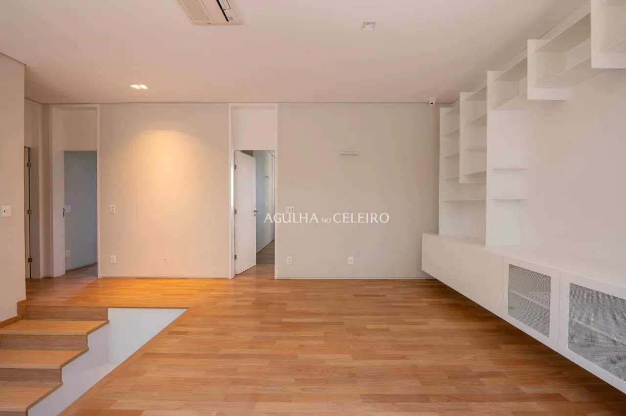 Residência sofisticada em condomínio exclusivo na Cidade Jardim. – 20088