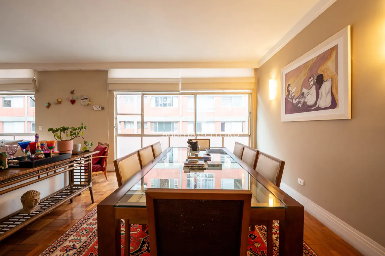 Apartamento bem localizado para personalizar à venda no Jardim América – 20115