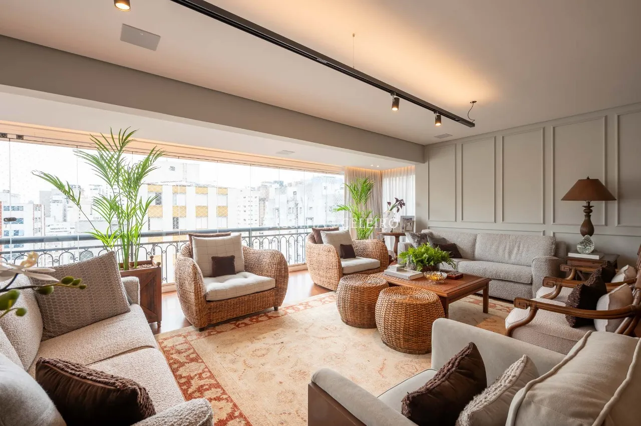 Apartamento Maravilhoso e Reformado na melhor localizacao do Paraíso – 20136