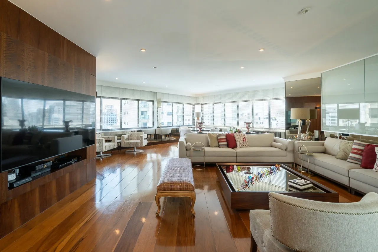 Cobertura Duplex fora de rota à venda em Moema. – 20171