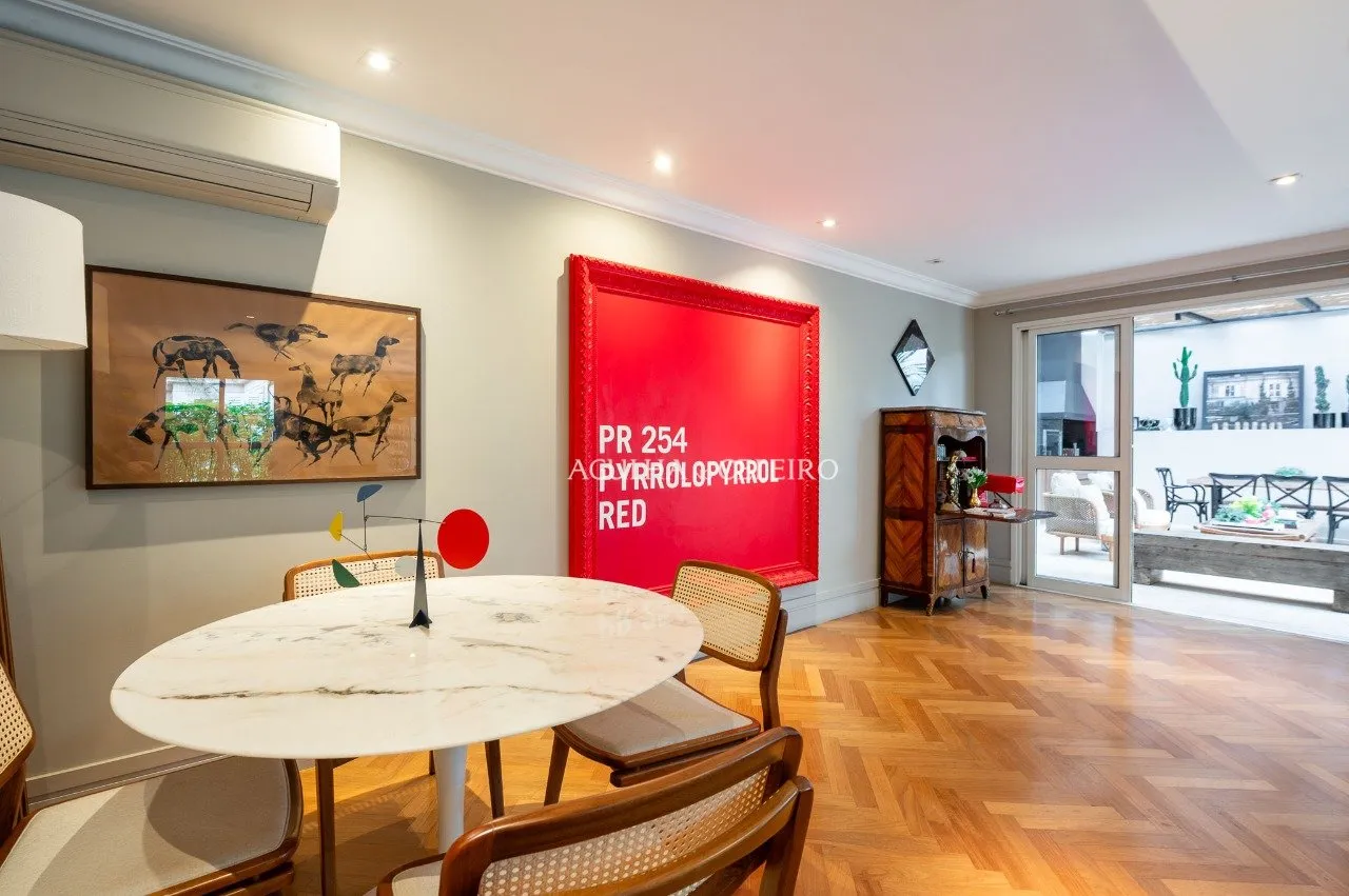 Casa em condomínio à venda no Real Parque. – 20202