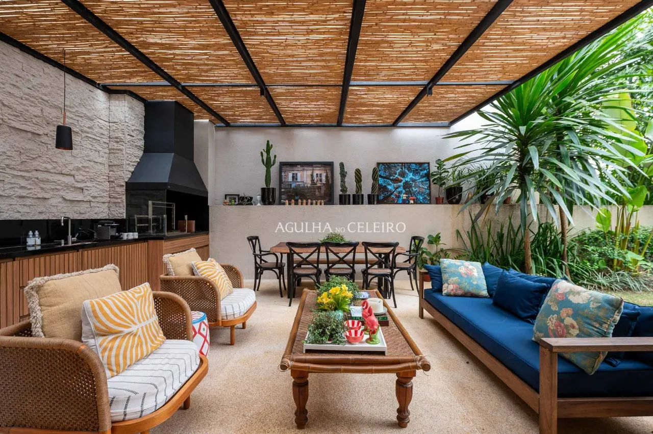 Casa em condomínio à venda no Real Parque. – 20202