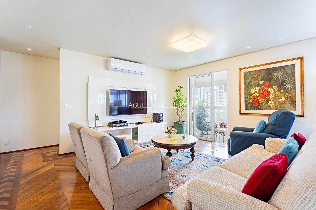 Apartamento com sacada ampla à venda no Jardim Paulista. – 20253 - _MGL3007