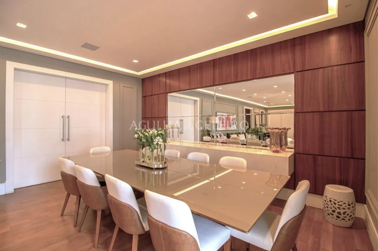 Apartamento no Campo Belo para se encantar, um refúgio no bairro. – 20338