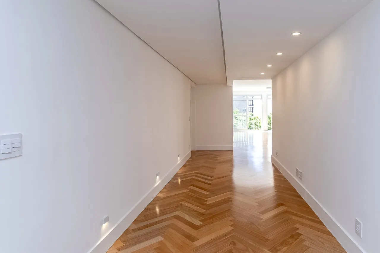 Lindenberg totalmente reformado à venda no Jardim América – 20487