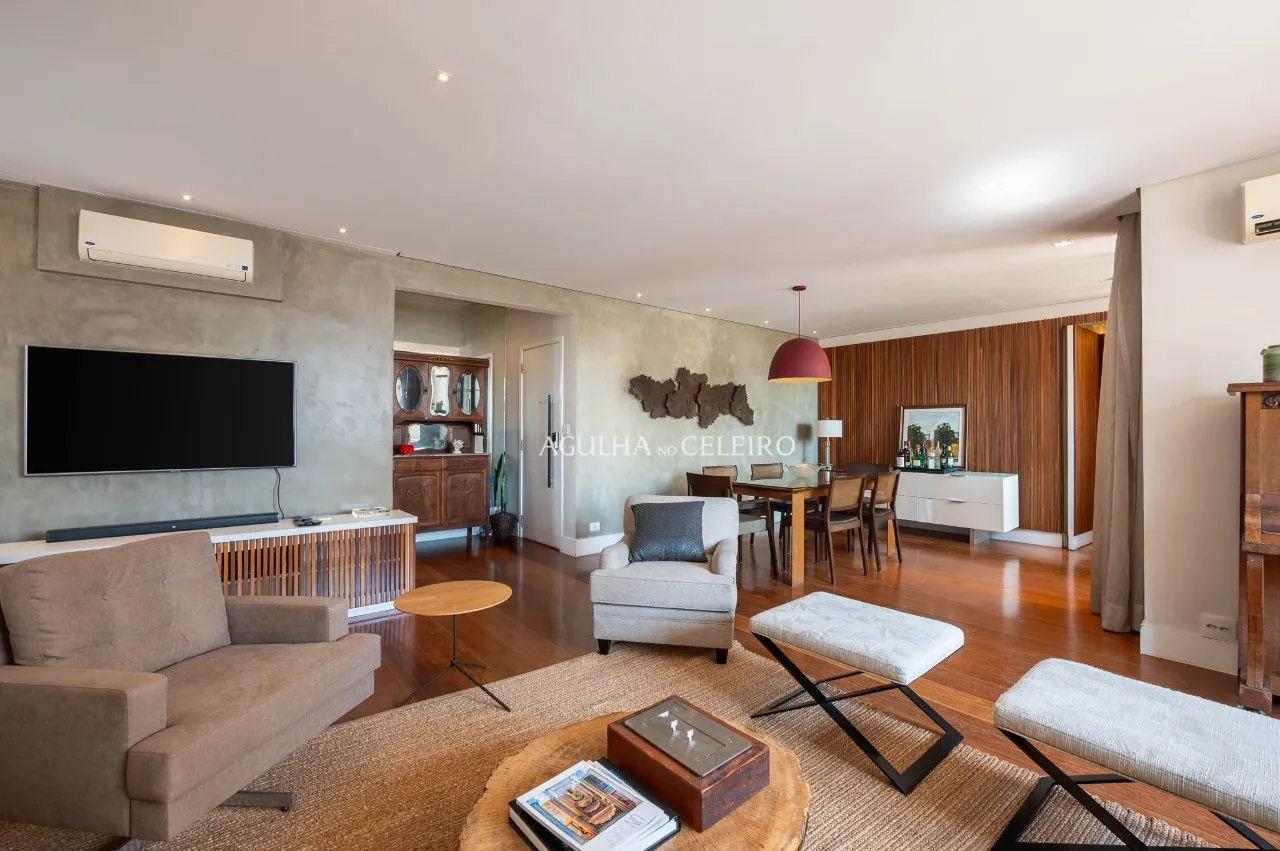 Apartamento Reformado no Miolo do Itaim Bibi para locação. – AP3897