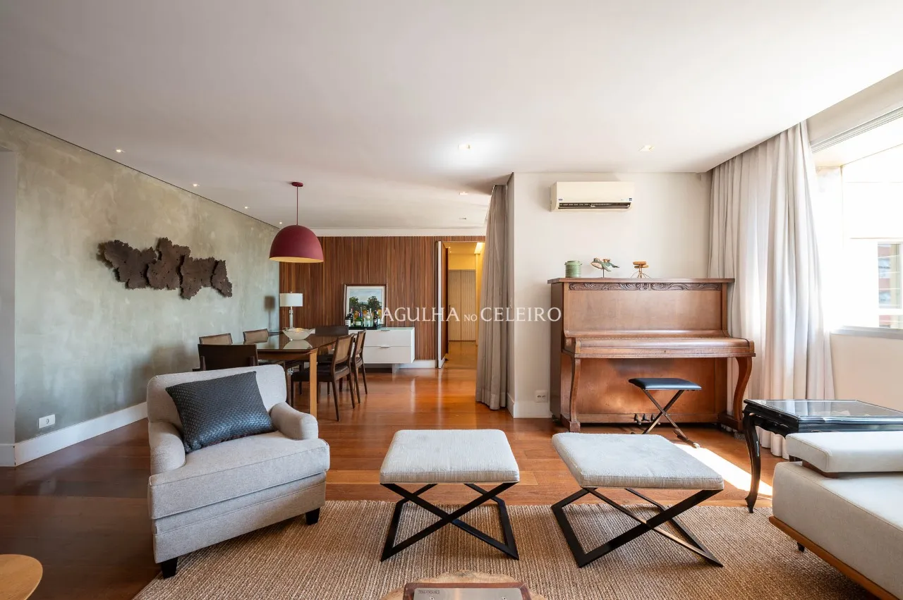 Apartamento Reformado no Miolo do Itaim Bibi para locação. – AP3897