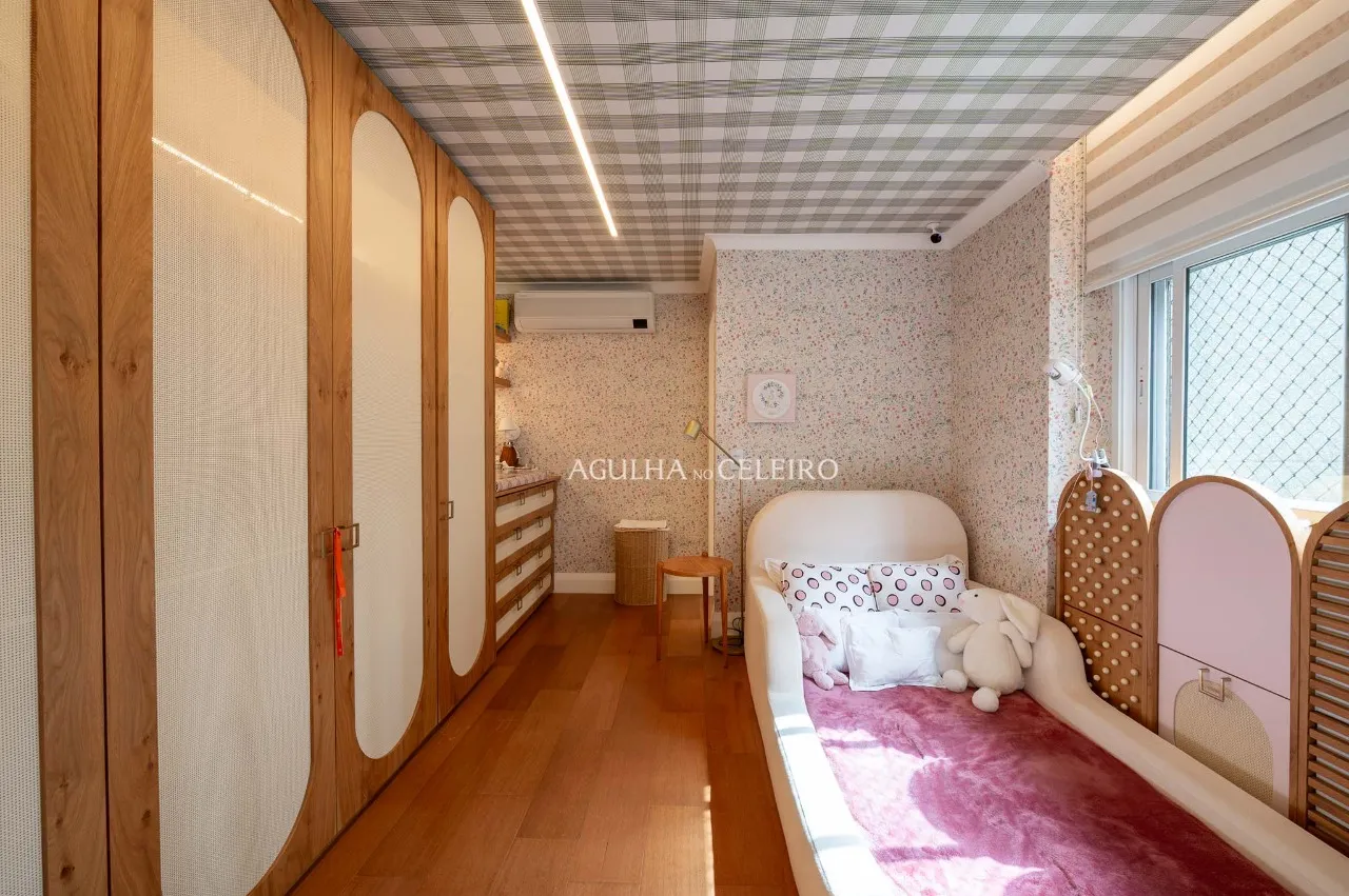 Apartamento totalmente reformado à venda no Jardim América. – AP4547