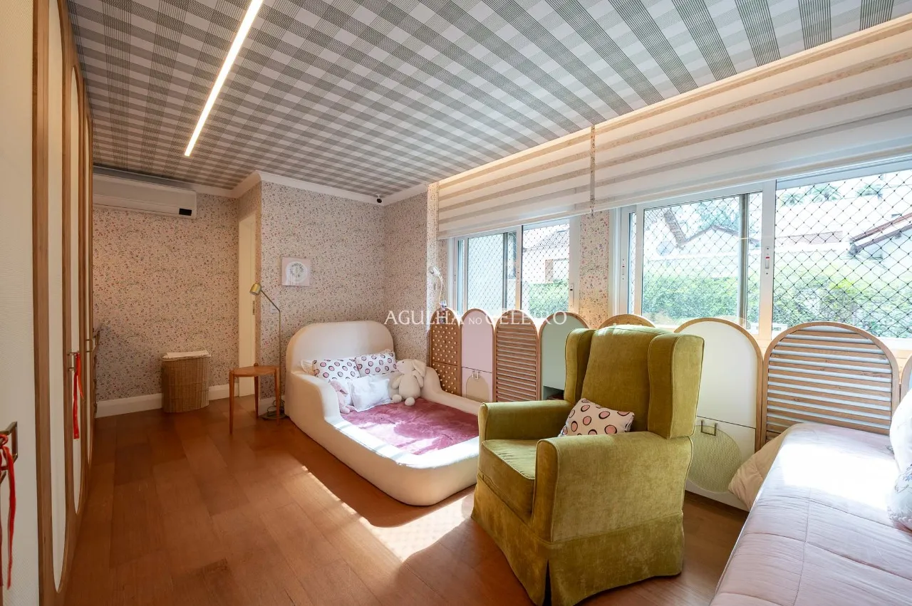 Apartamento totalmente reformado à venda no Jardim América. – AP4547