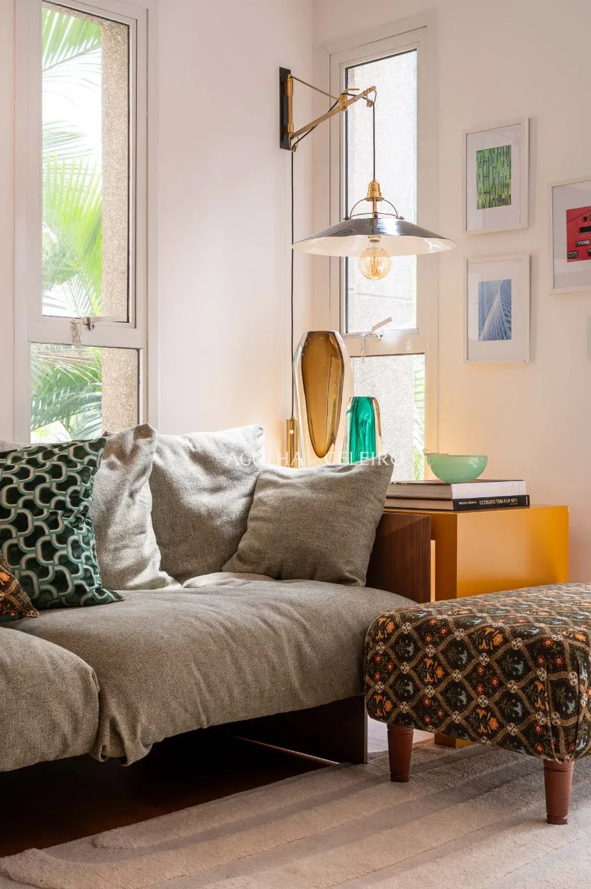 Apartamento totalmente reformado à venda no Jardim América. – AP4547