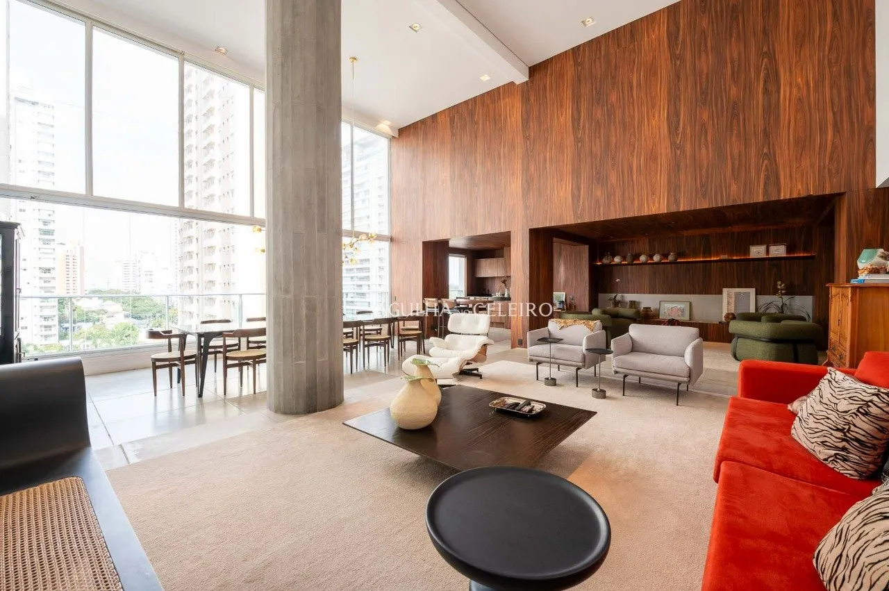 Apartamento com reforma incrível e pé direito alto em Campo Belo – AP5859