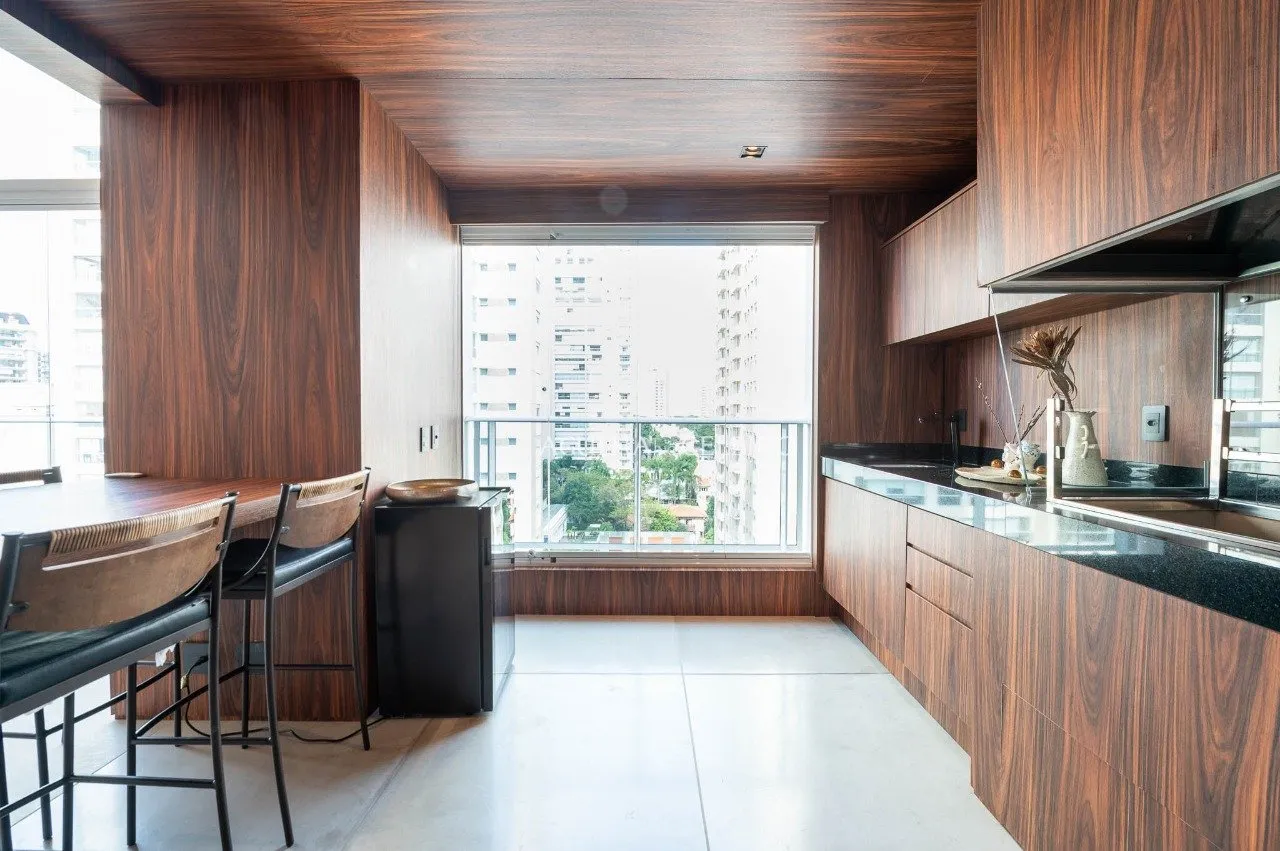 Apartamento com reforma incrível e pé direito alto em Campo Belo – AP5859