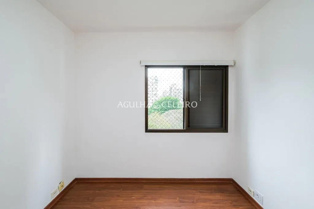 Apartamento à venda na Vila Nova Conceição. – AP8412