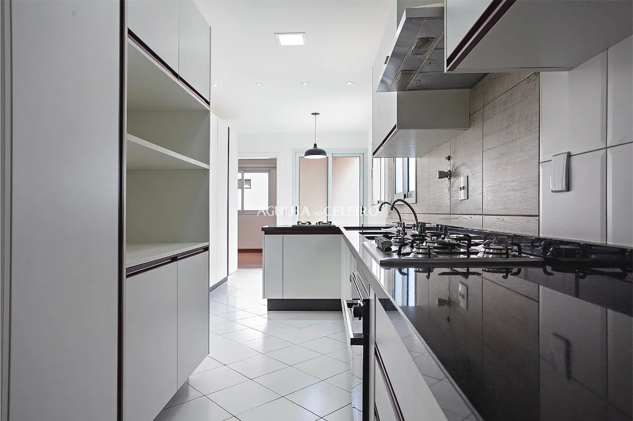 Apartamento com sacada para venda e locação no Itaim Bibi. – AP8678 - _MG_7506