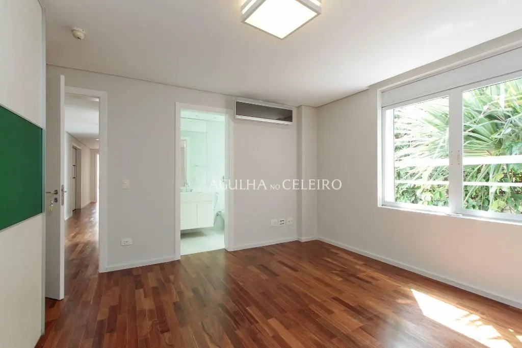 Casa moderna com muito lazer para locação no Jardim Paulista. – CA0453