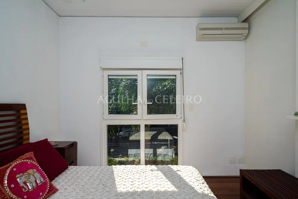 Casa em condominio à venda em Alto de Pinheiros. – CA0543