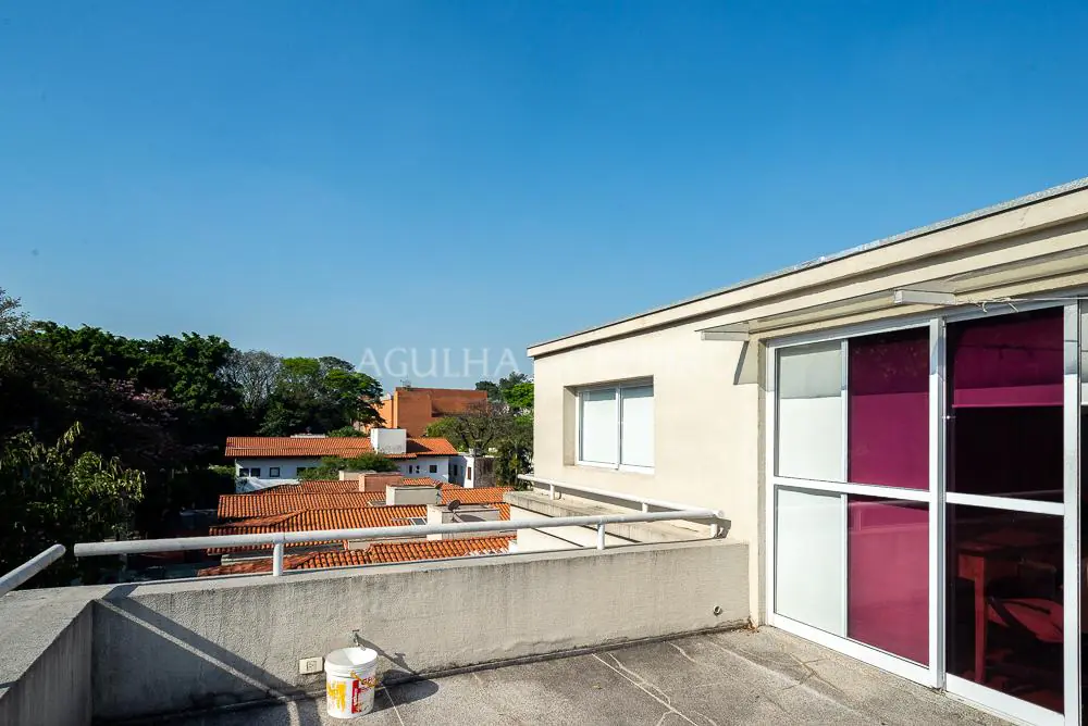 Casa em condominio à venda em Alto de Pinheiros. – CA0543