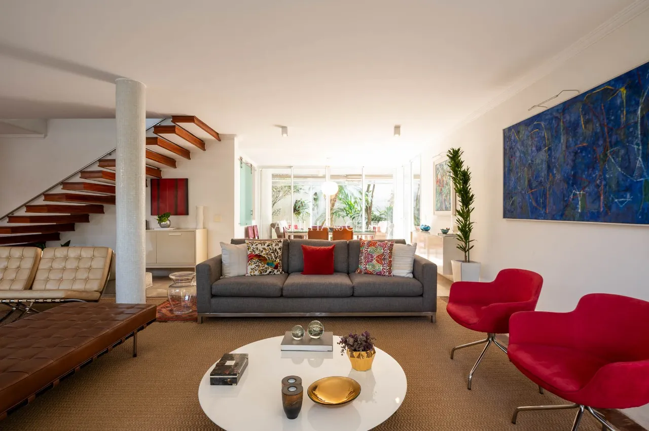 Casa à venda em Alto de Pinheiros. – CA1121