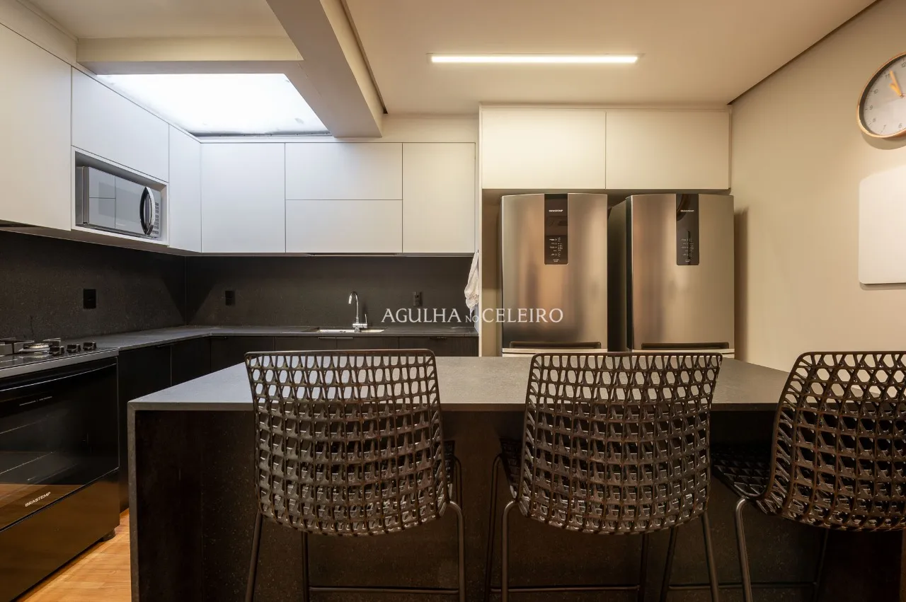 Condomínio projetado por Arthur Casas – VL0014