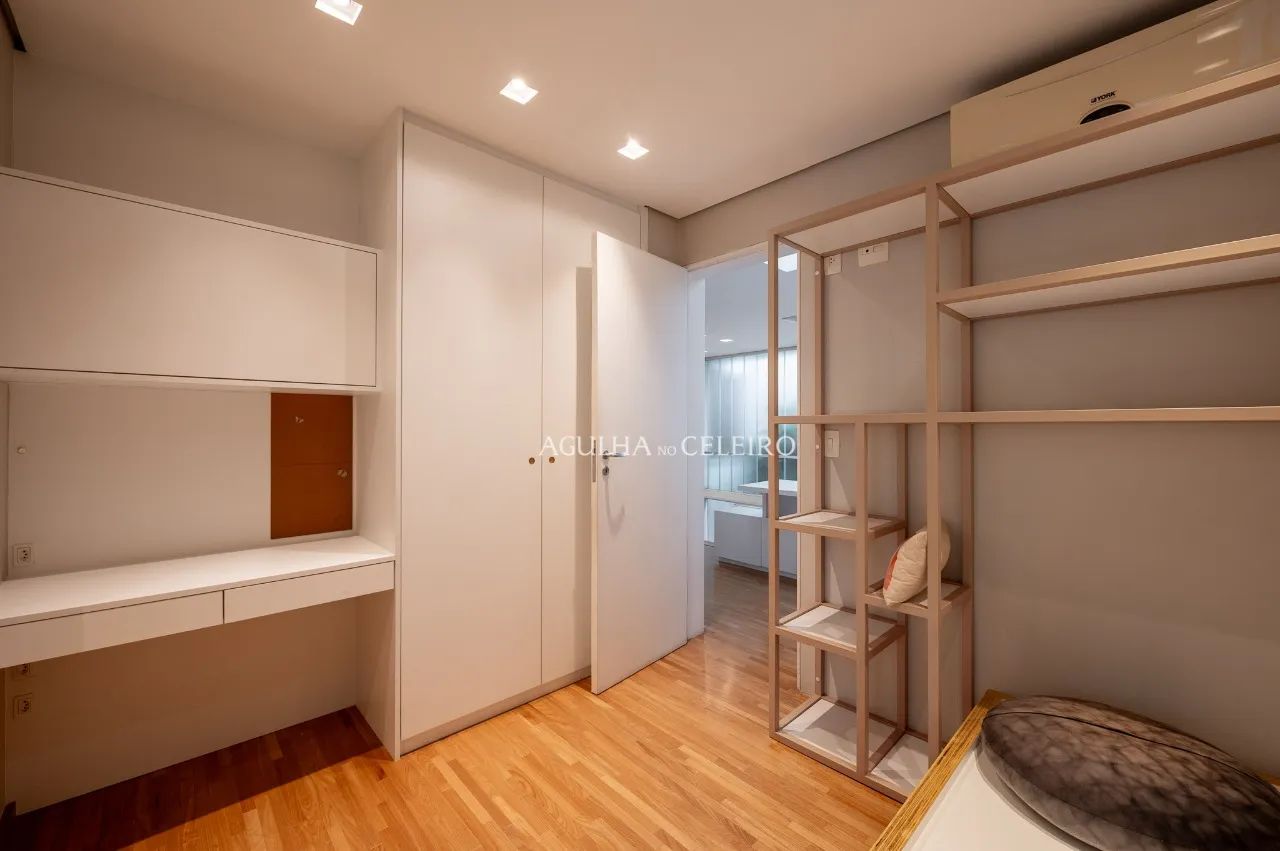 Condomínio projetado por Arthur Casas – VL0014