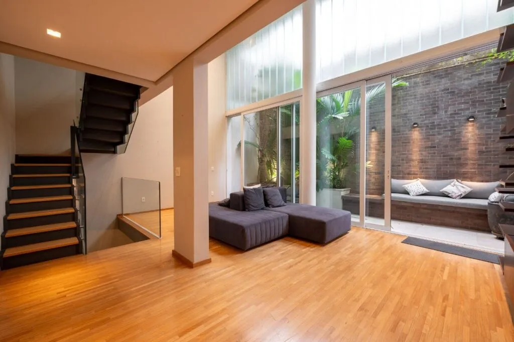 Condomínio projetado por Arthur Casas – VL0014