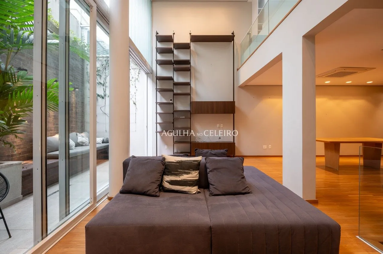 Condomínio projetado por Arthur Casas – VL0014