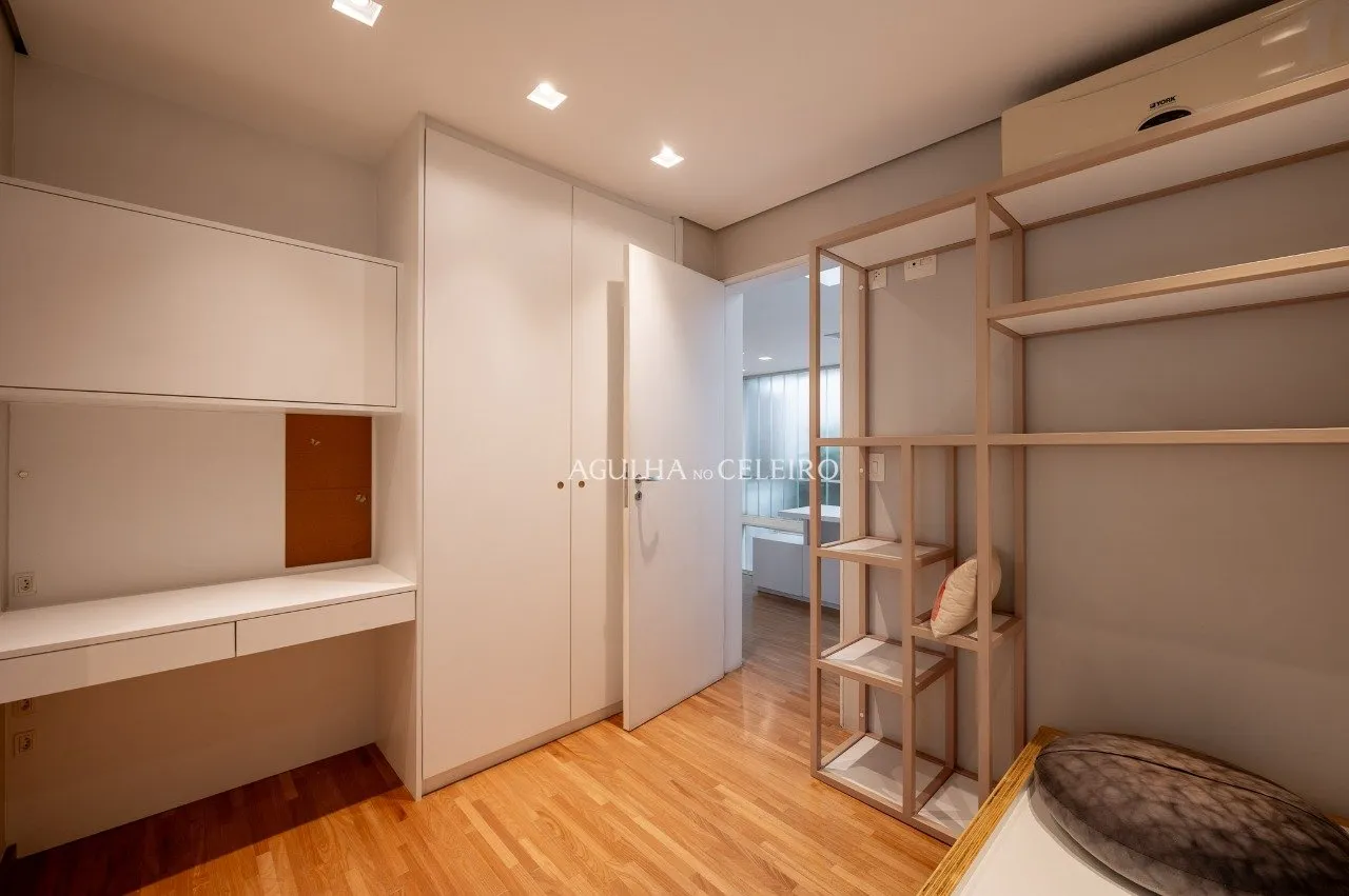 Condomínio projetado por Arthur Casas – VL0014