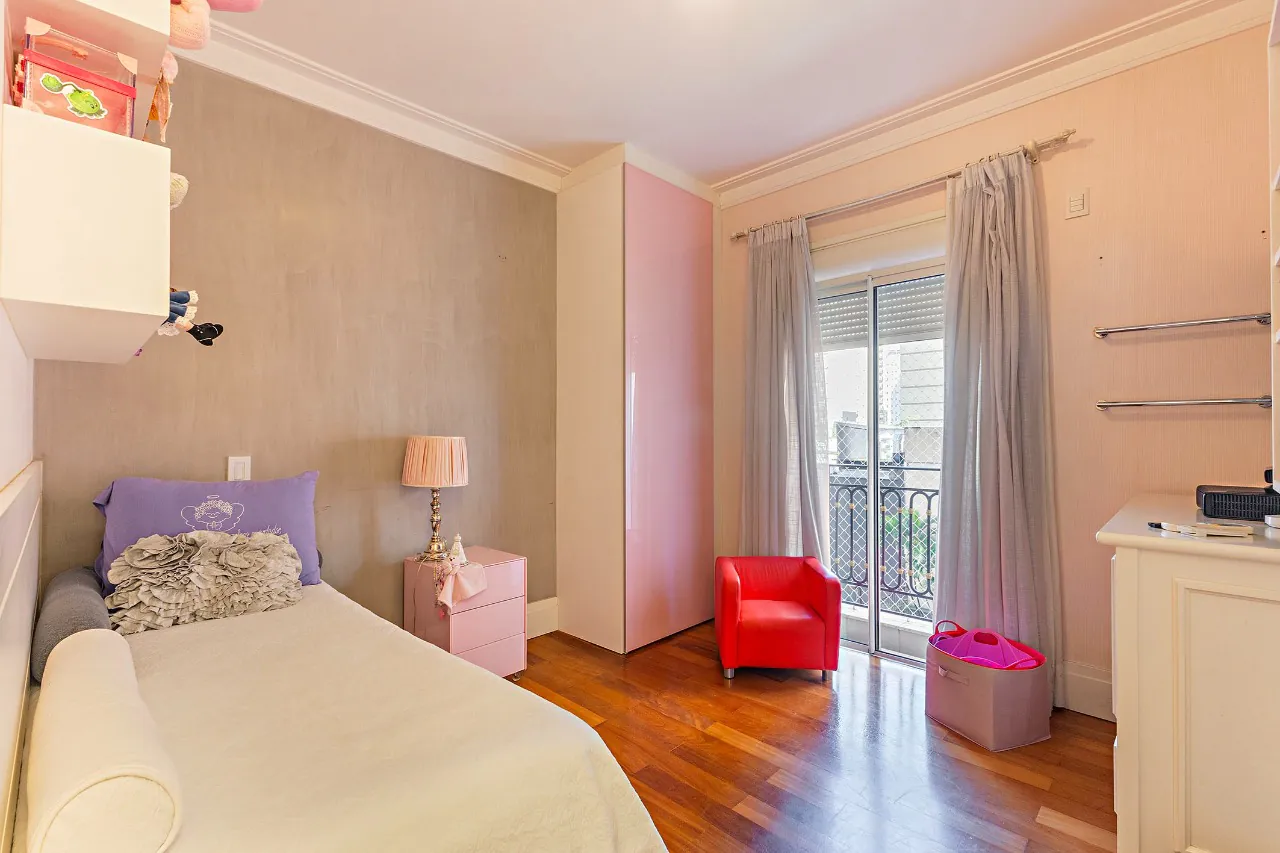 apartamento-reformado-com-tres-suites-e-acabamentos-de-alto-nivel-no-itaim-20412-20