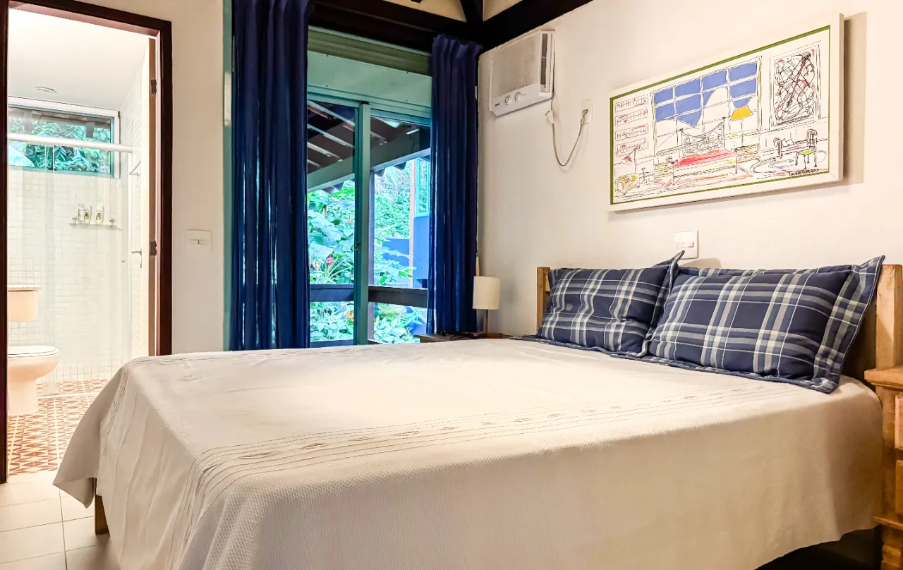 casa-de-praia-com-lareira-varanda-e-deck-com-churrasqueira-a-poucos-passos-da-areia-em-camburi-20537-121758587662