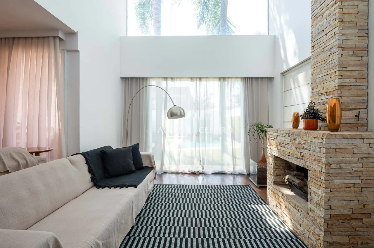 casa-moderna-pe-direito-alto-e-ambientes-espacosos-a-venda-no-campo-belo-20334-41757463915