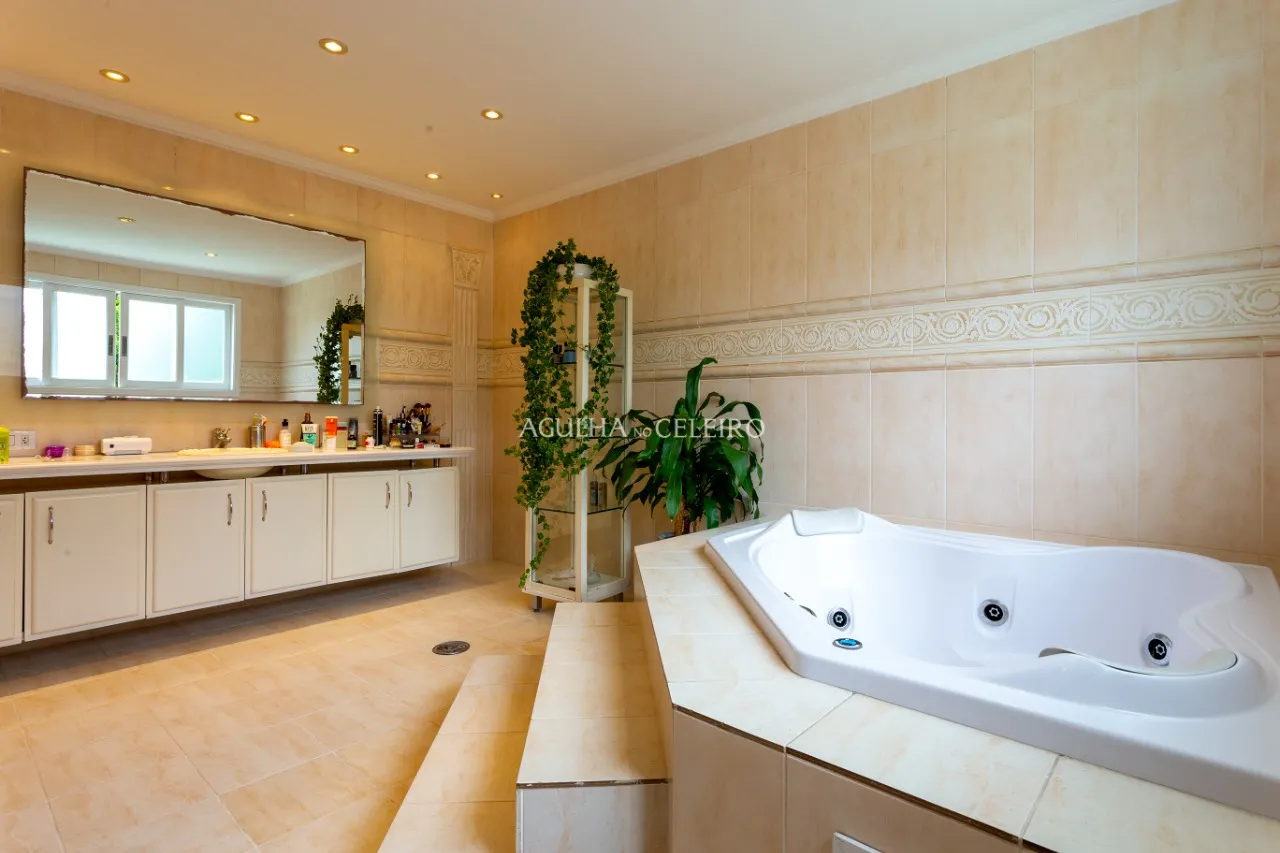 Casa moderna com ambientes integrados à venda em Alto de Pinheiros – 12766