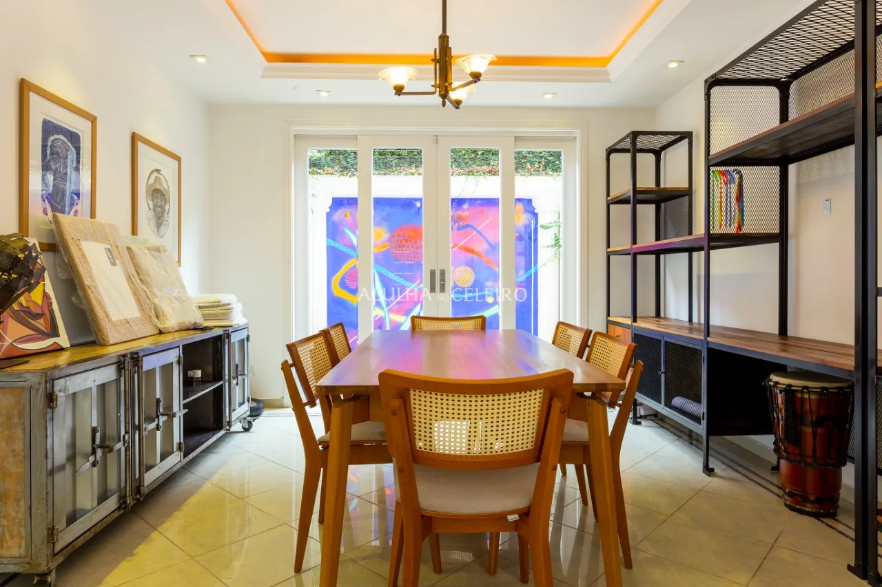 Casa moderna com ambientes integrados à venda em Alto de Pinheiros – 12766