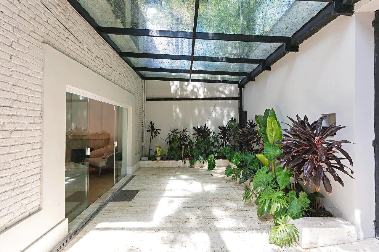 Casa à venda e locação no Jardim Paulistano – 12963