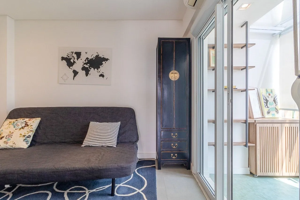 Cobertura triplex, com projeto descolado e iluminado, além de ótima área externa, em Pinheiros. – 17534