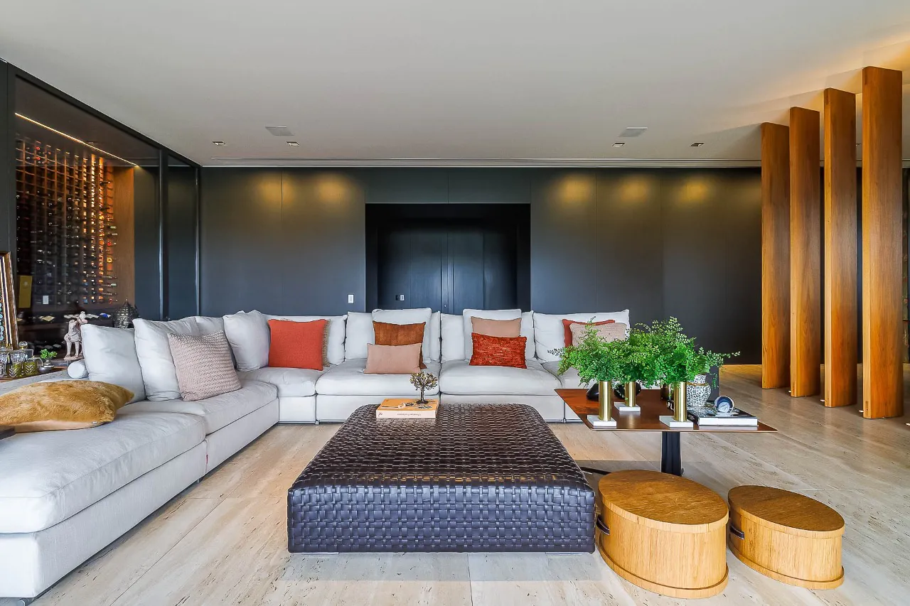 Apartamento mobiliado em condomínio desejado com quadra de tênis à venda no Jardim Europa. – 19460