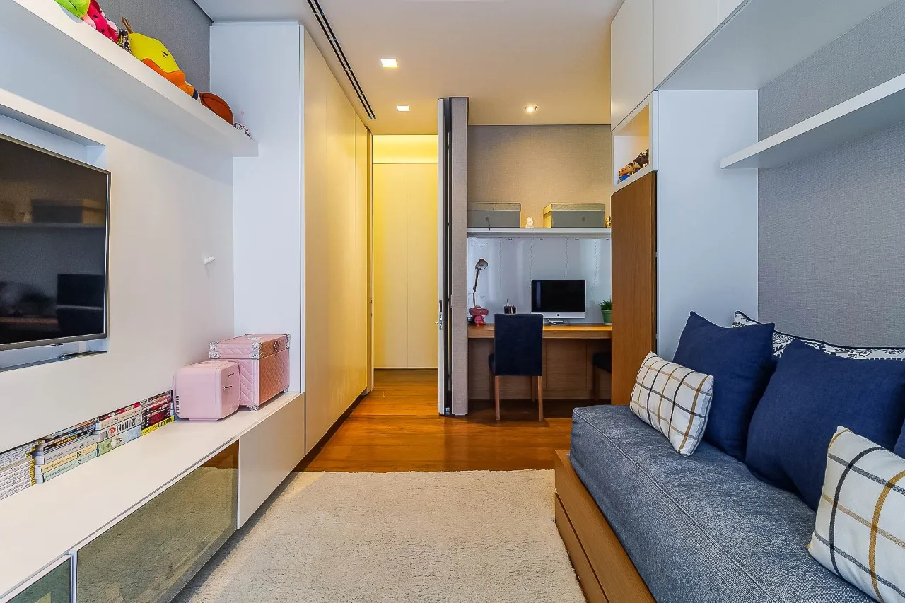 Apartamento mobiliado em condomínio desejado com quadra de tênis à venda no Jardim Europa. – 19460