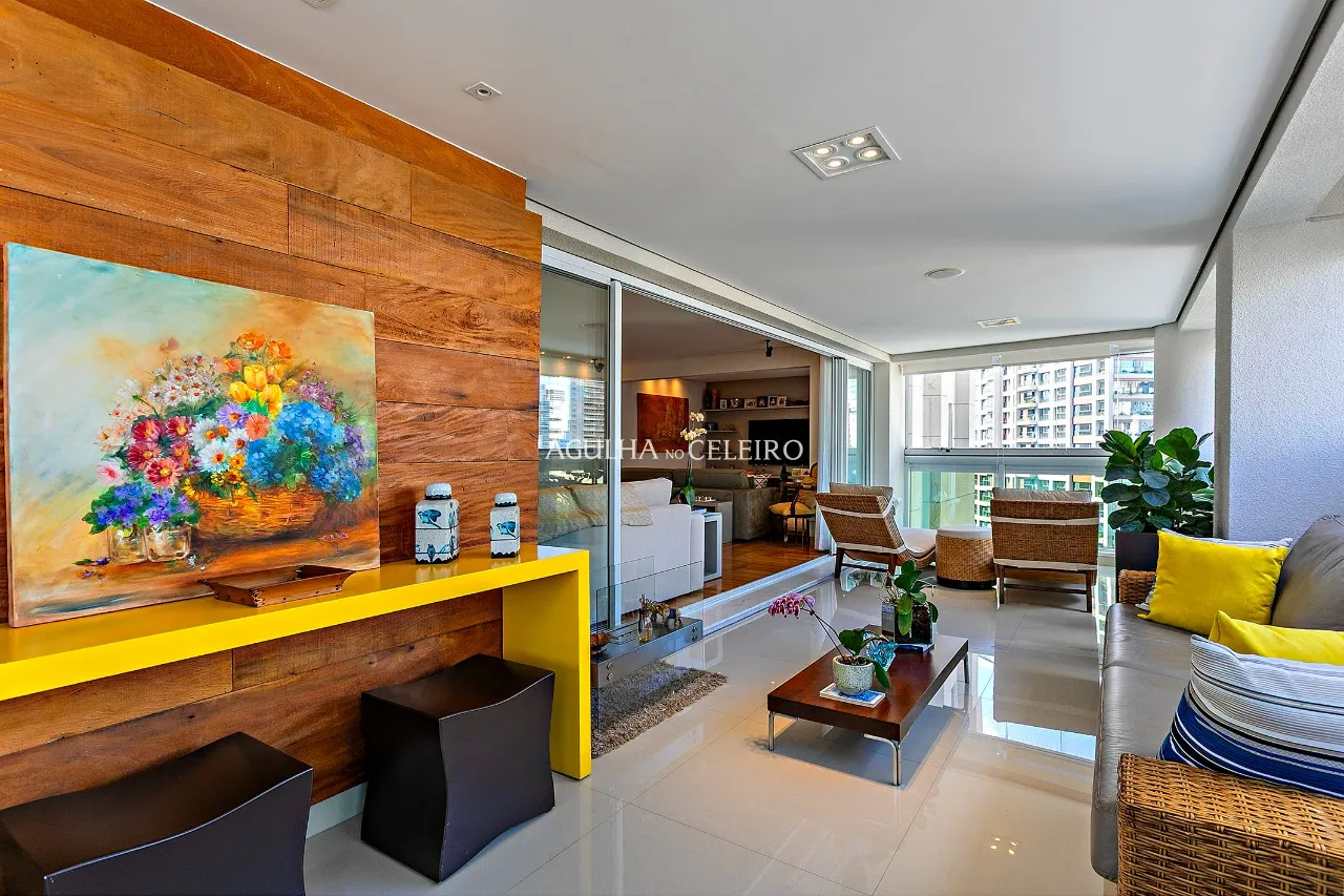 Apartamento com sacada envidraçada a venda em Moema. – 20186 - _MGS9291