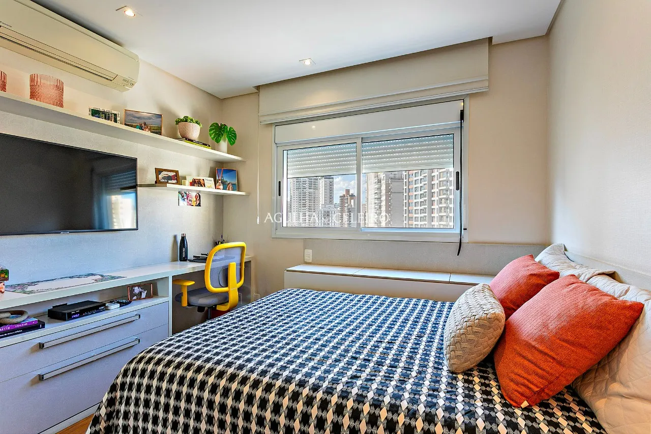 Apartamento com sacada envidraçada a venda em Moema. – 20186 - _MGS9334
