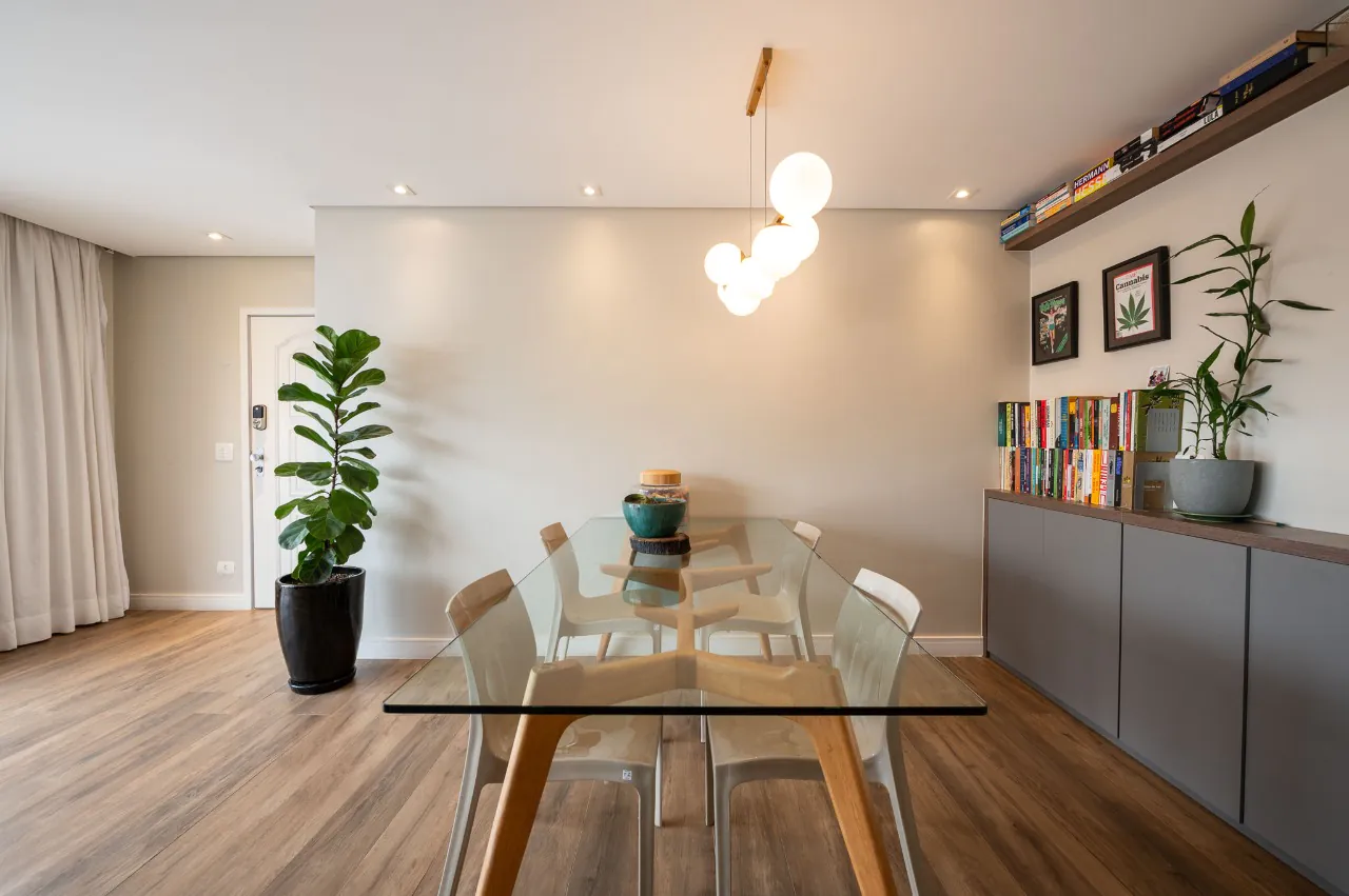 Apartamento prático e reformado no melhor de Moema – 20300