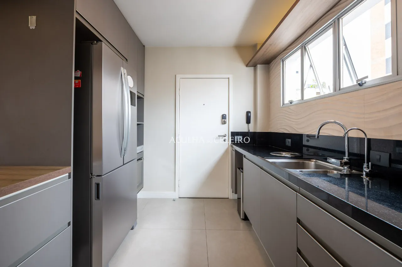 Apartamento prático e reformado no melhor de Moema – 20300