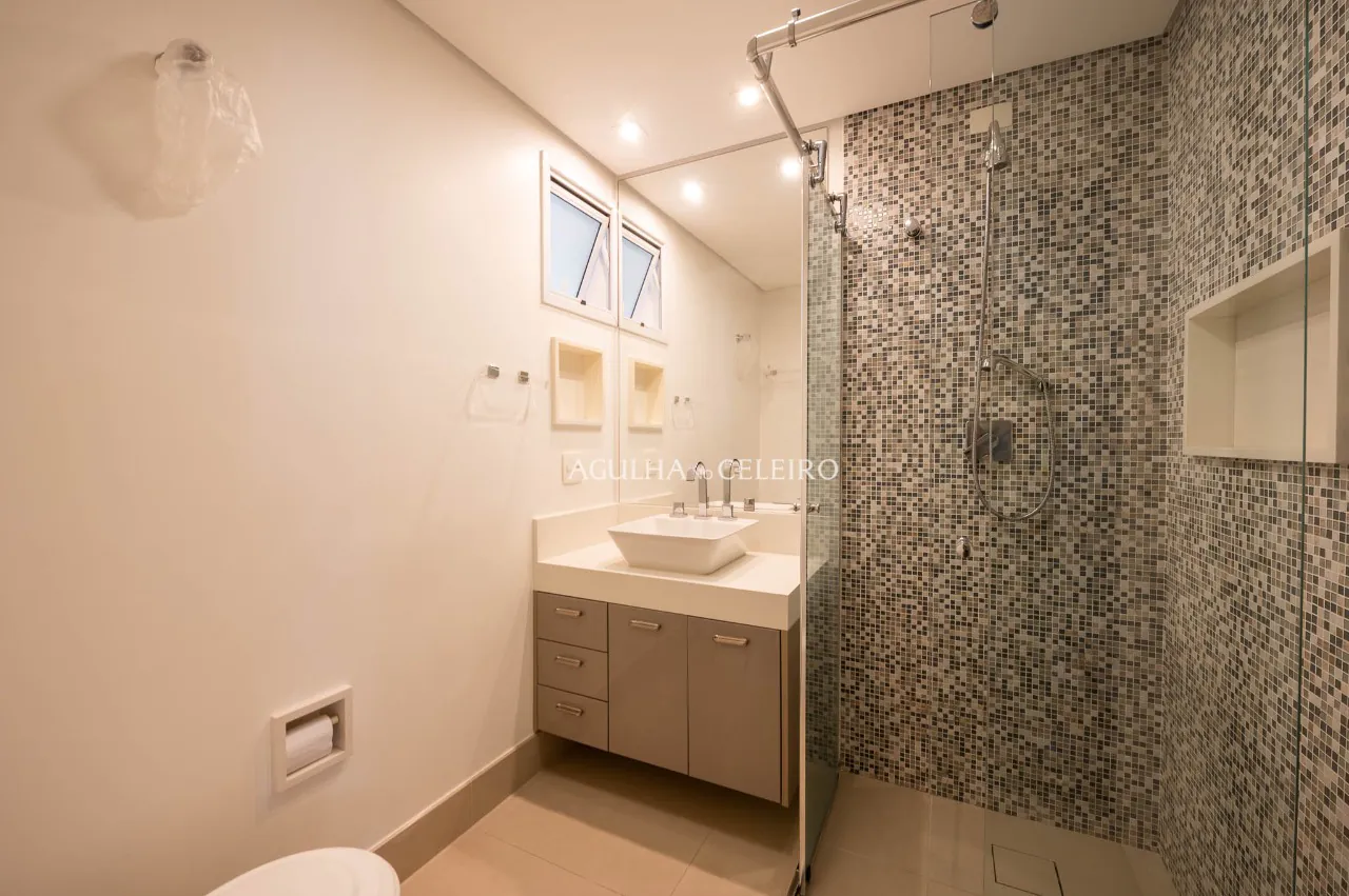 Apartamento prático e reformado no melhor de Moema – 20300