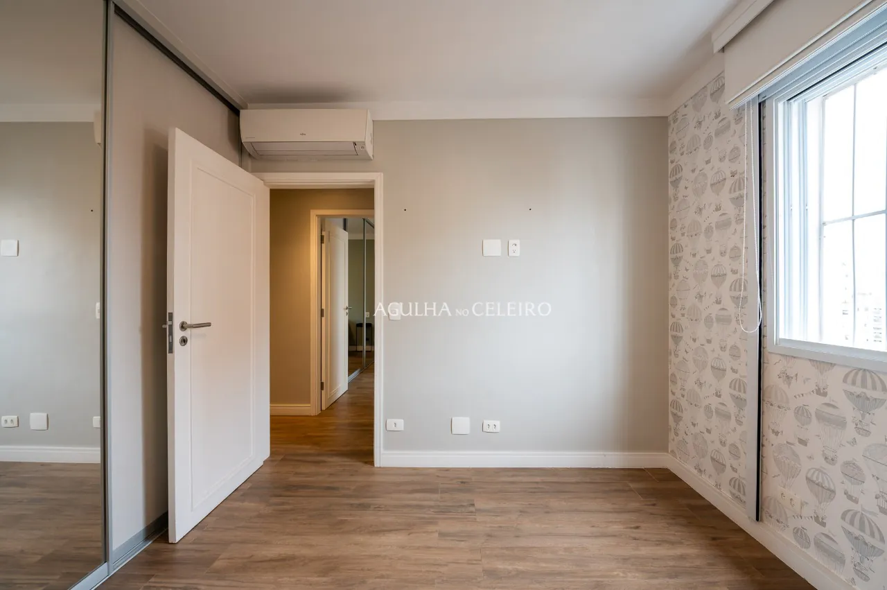 Apartamento prático e reformado no melhor de Moema – 20300