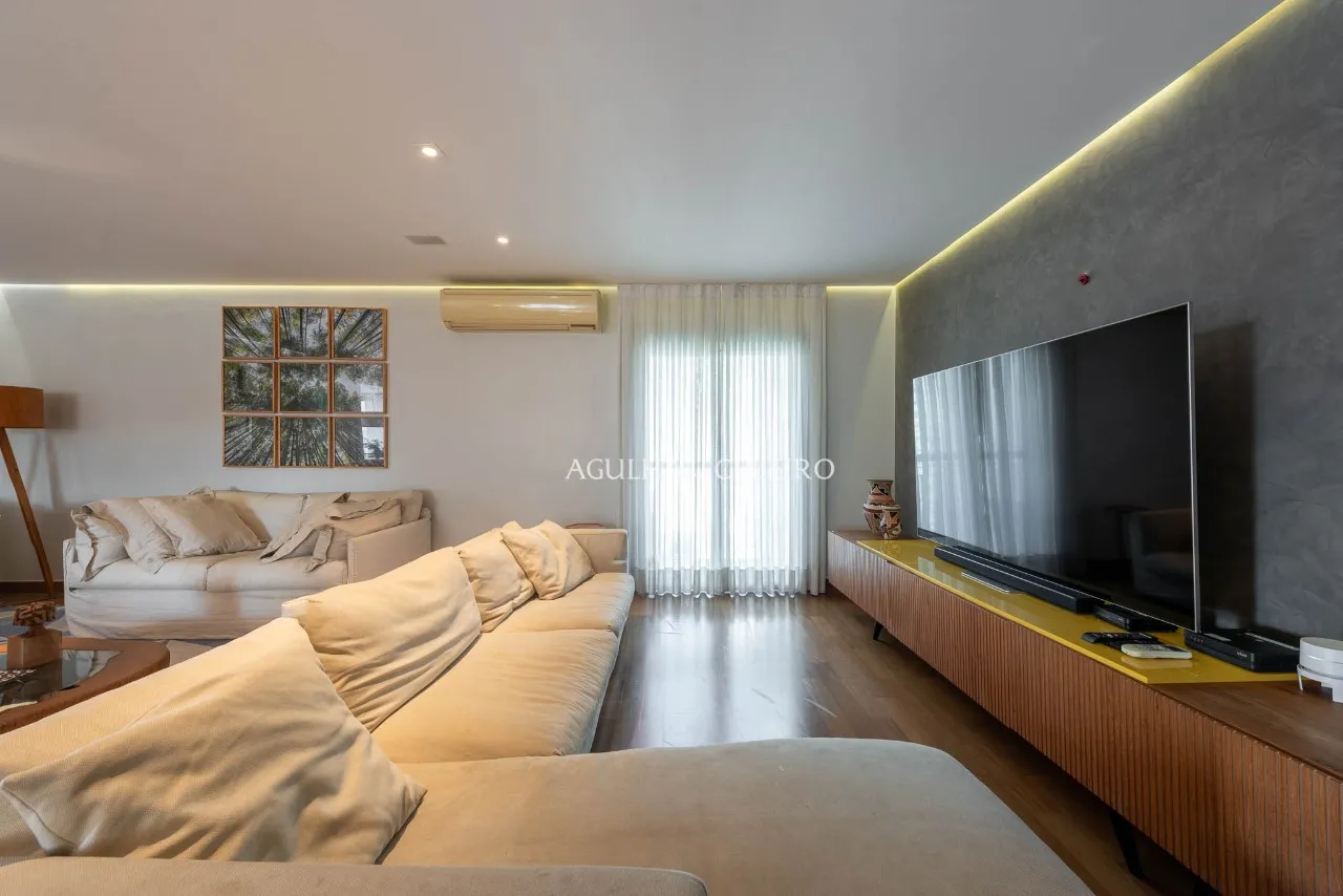 Apartamento Amplo e Iluminado à Venda na Vila Nova Conceição – 20315