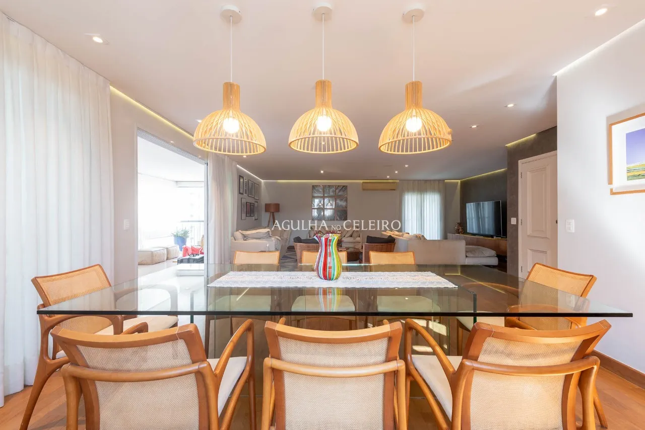 Apartamento Amplo e Iluminado à Venda na Vila Nova Conceição – 20315