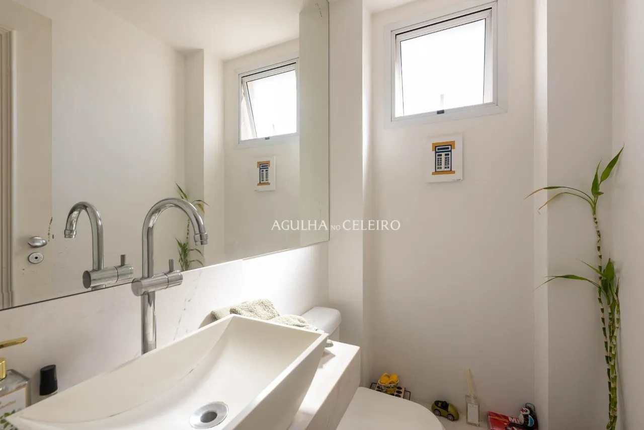 Apartamento Amplo e Iluminado à Venda na Vila Nova Conceição – 20315